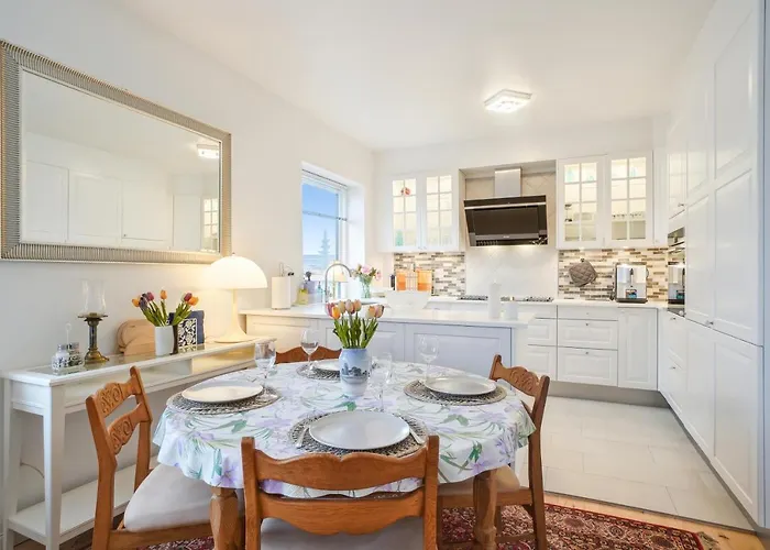 Delicius Apartment Near The Beach,Metro, Airport
